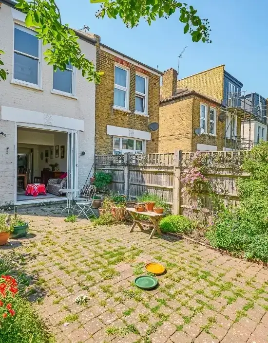 Property compliance and marketing services in London for landlords and estate agents